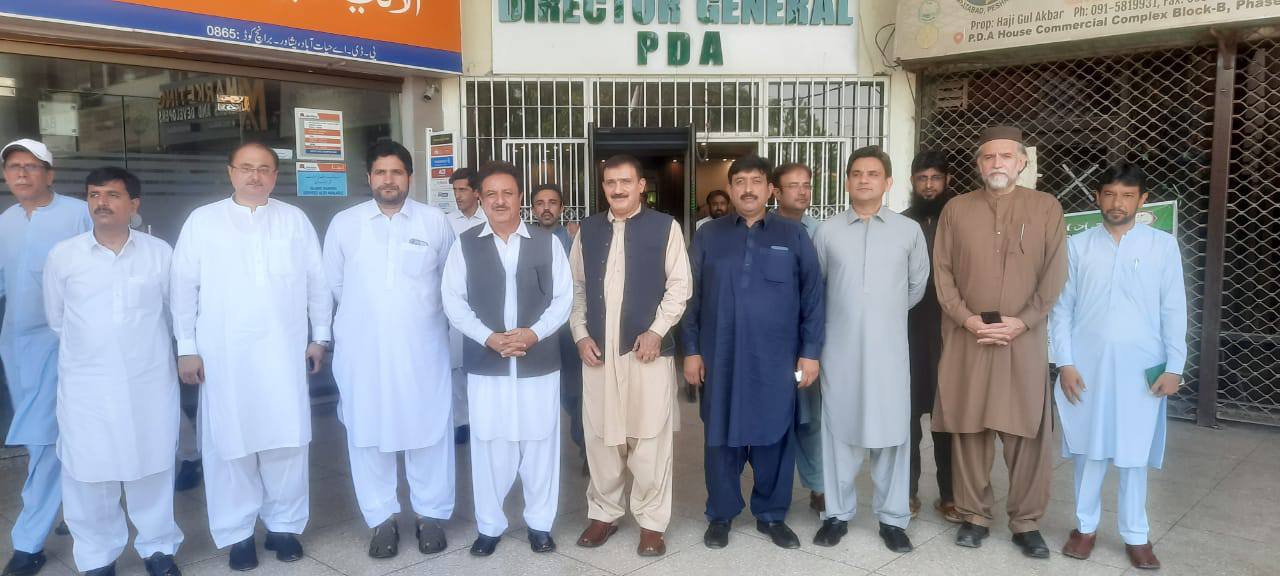 Minister LG visited Hayatabad